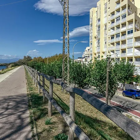 Apartment Bord De *