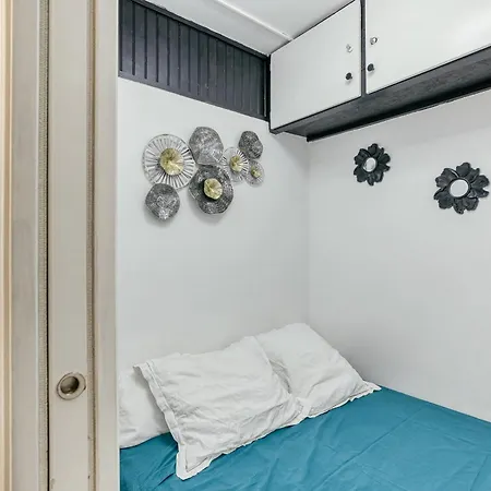 Bord De Apartament